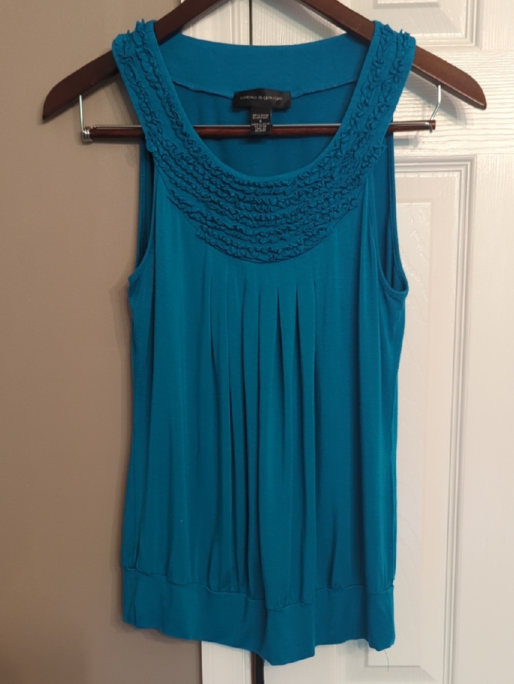 Cable & Gauge Torquoise Sleeveless Pleated Scoop Neck Tank - Picture 1 of 5